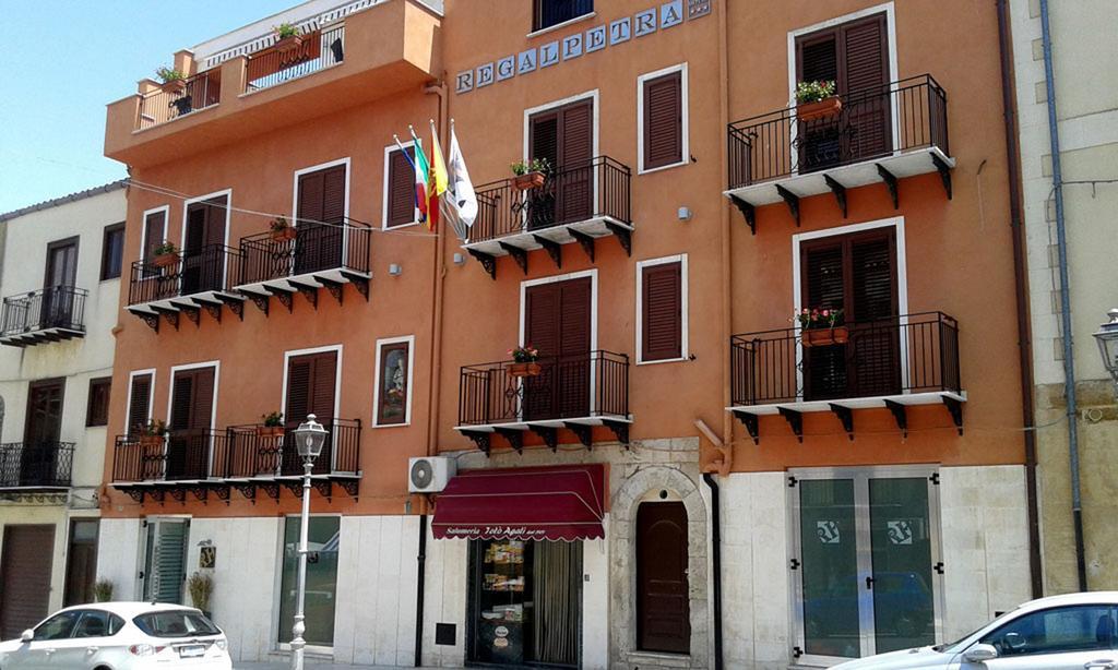 Regalpetra Hotel Racalmuto Exterior foto